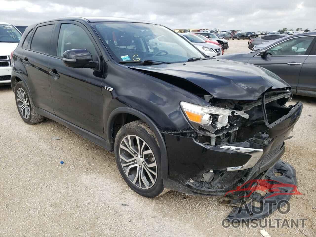 MITSUBISHI OUTLANDER 2018 - JA4AP3AU9JZ001836