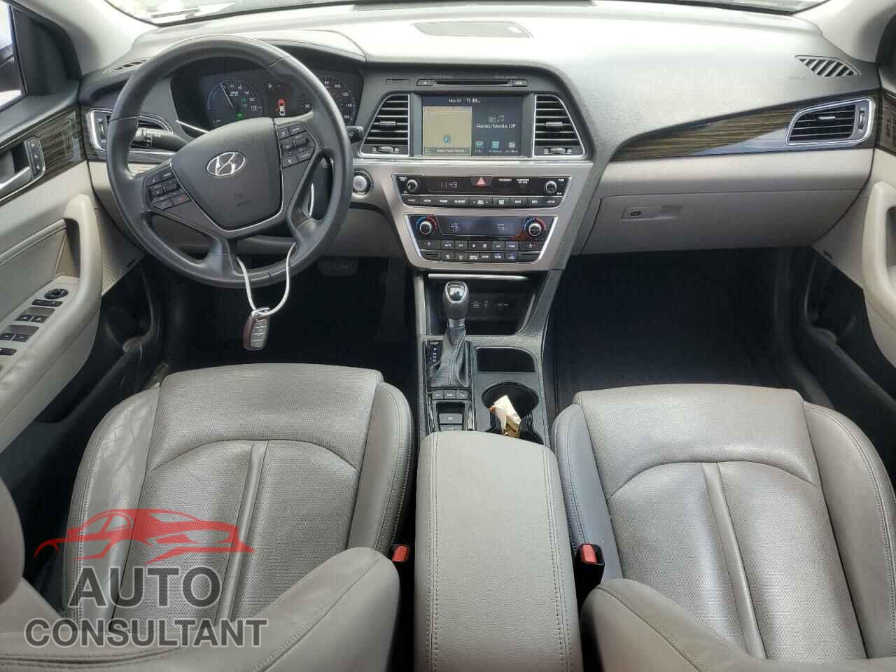 HYUNDAI SONATA 2017 - KMHE54L25HA045044