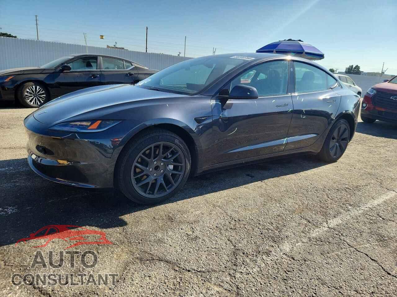 TESLA MODEL 3 2024 - 5YJ3E1EA0RF868715