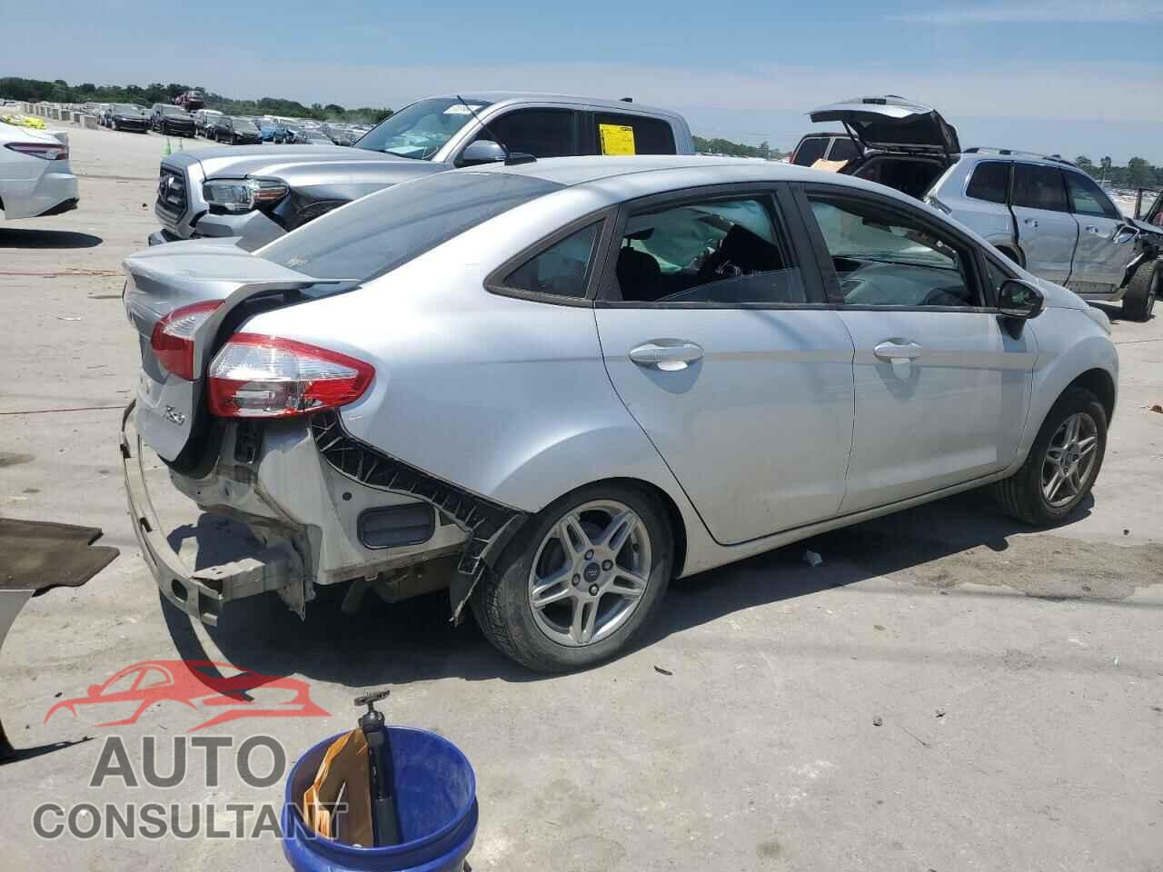 FORD FIESTA 2017 - 3FADP4BJ4HM169494