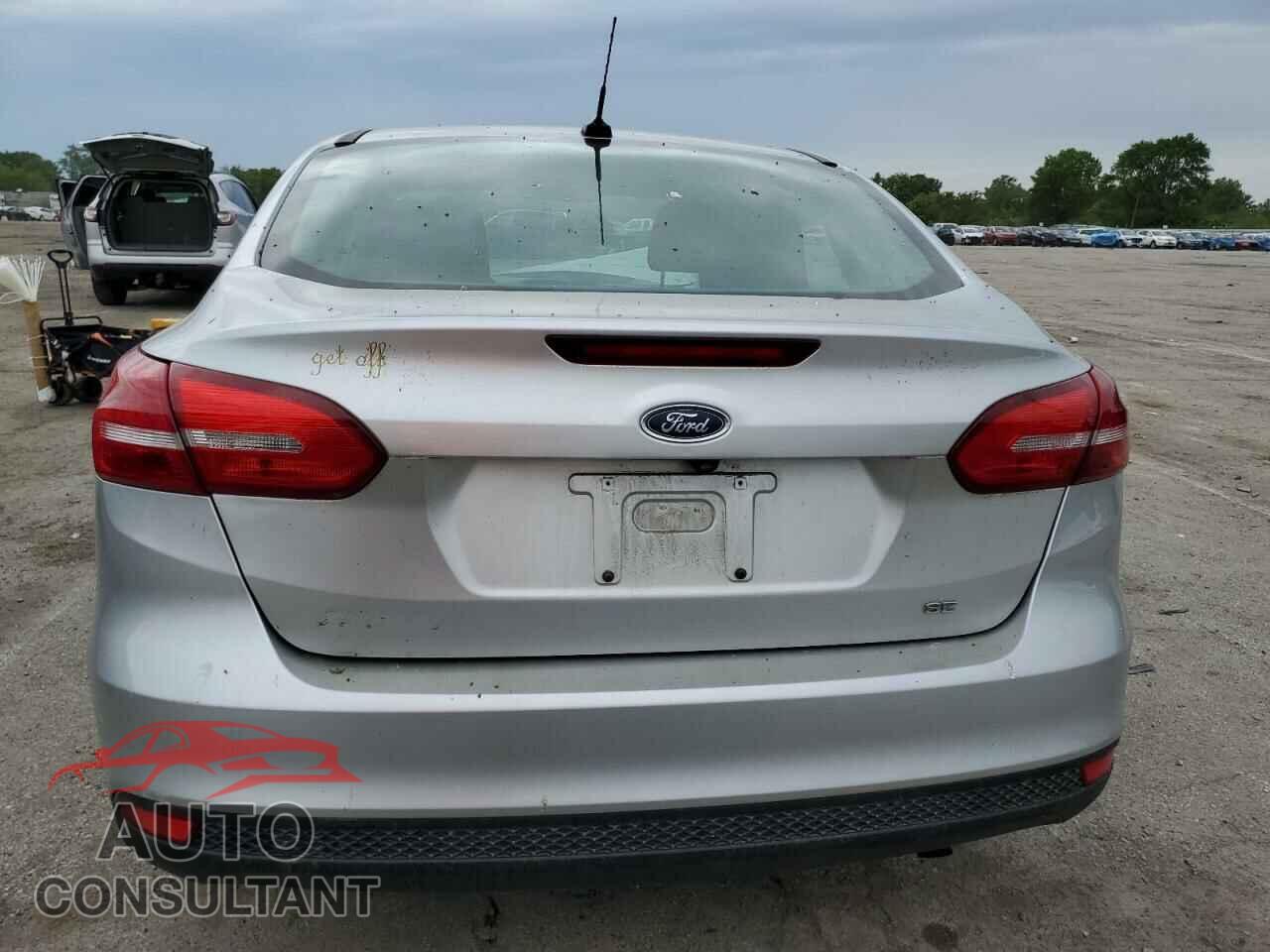FORD FOCUS 2017 - 1FADP3F25HL317750