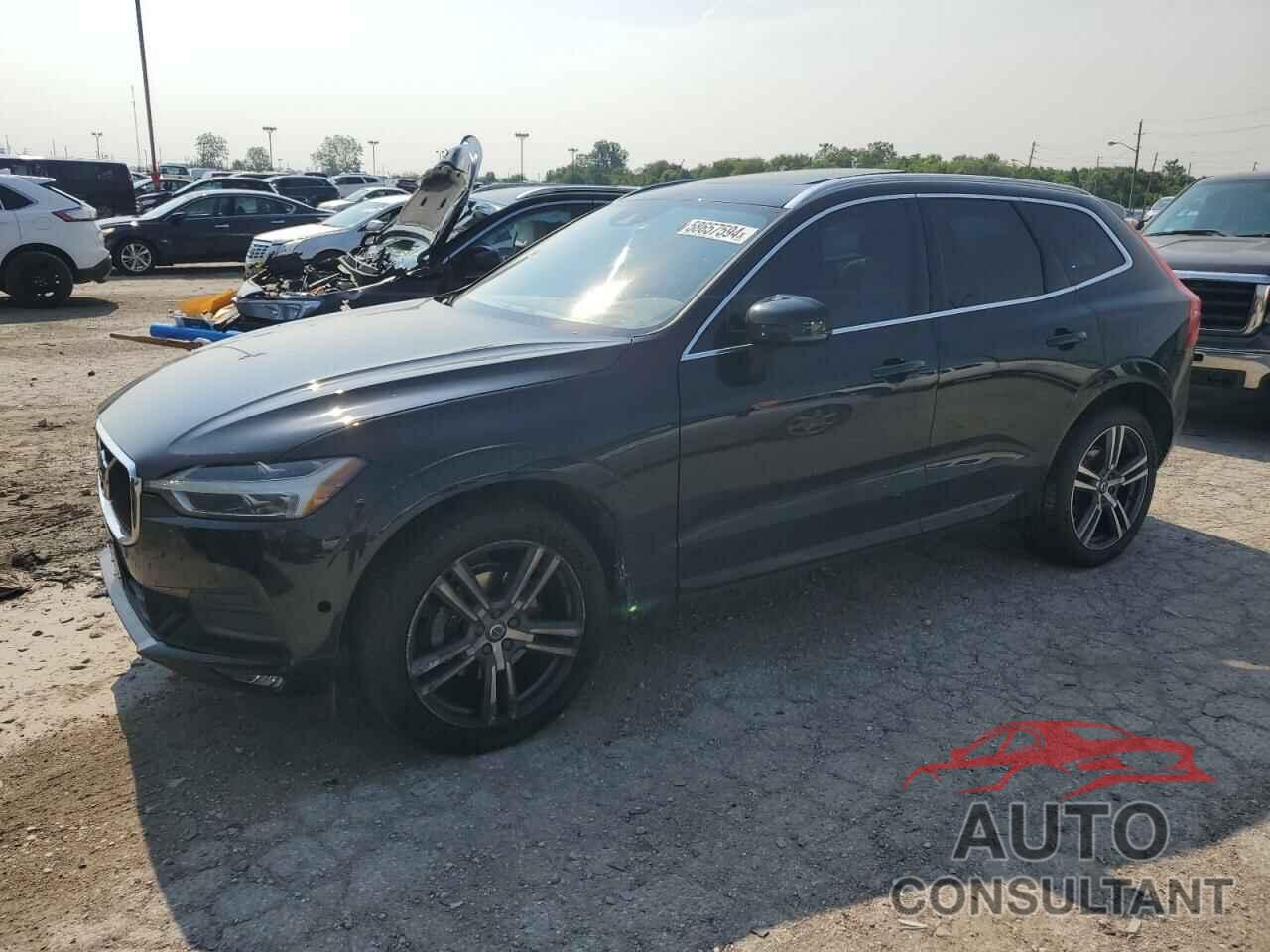 VOLVO XC60 2018 - YV4102RK3J1049013