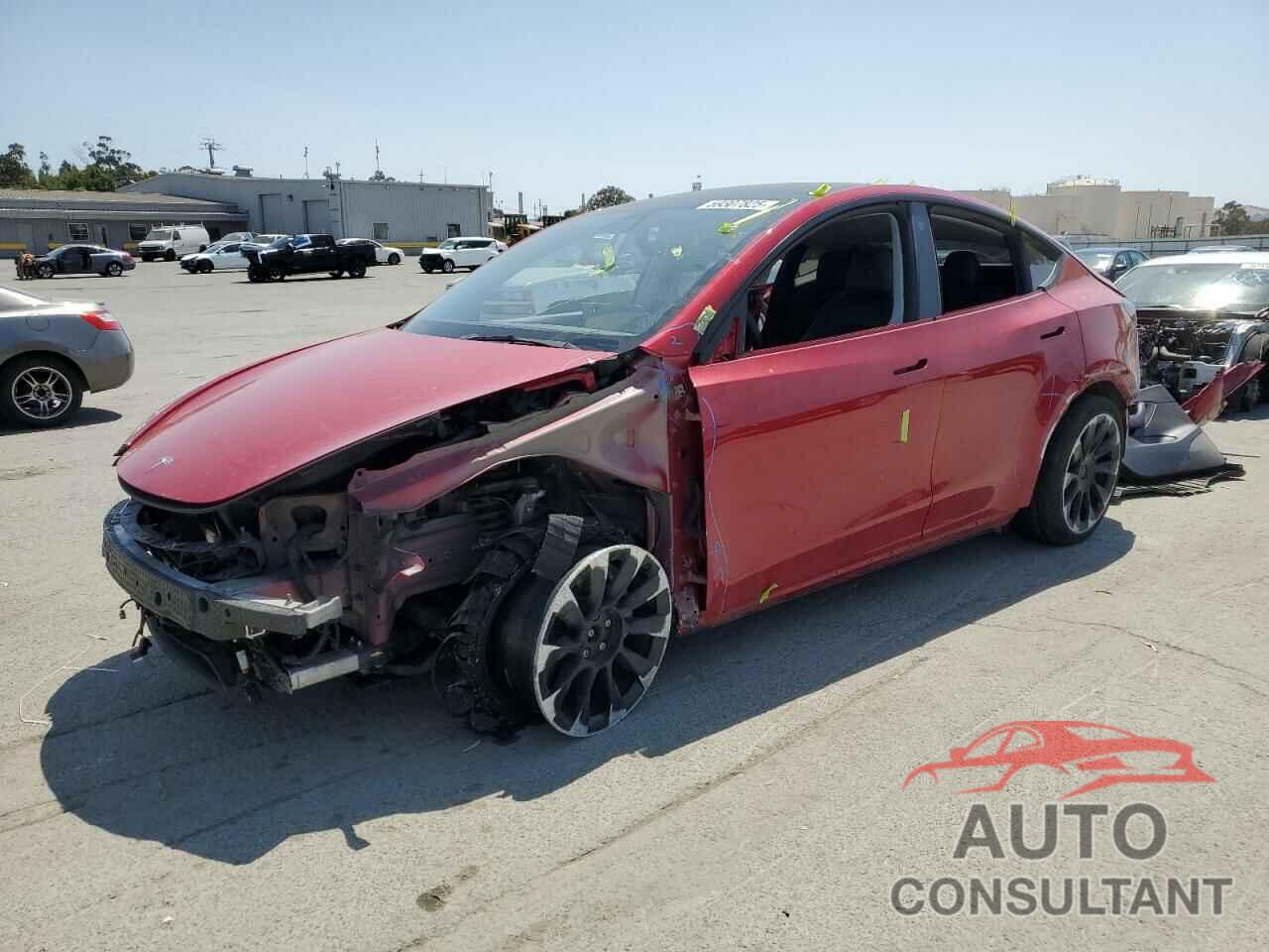 TESLA MODEL Y 2021 - 5YJYGDEE4MF112236