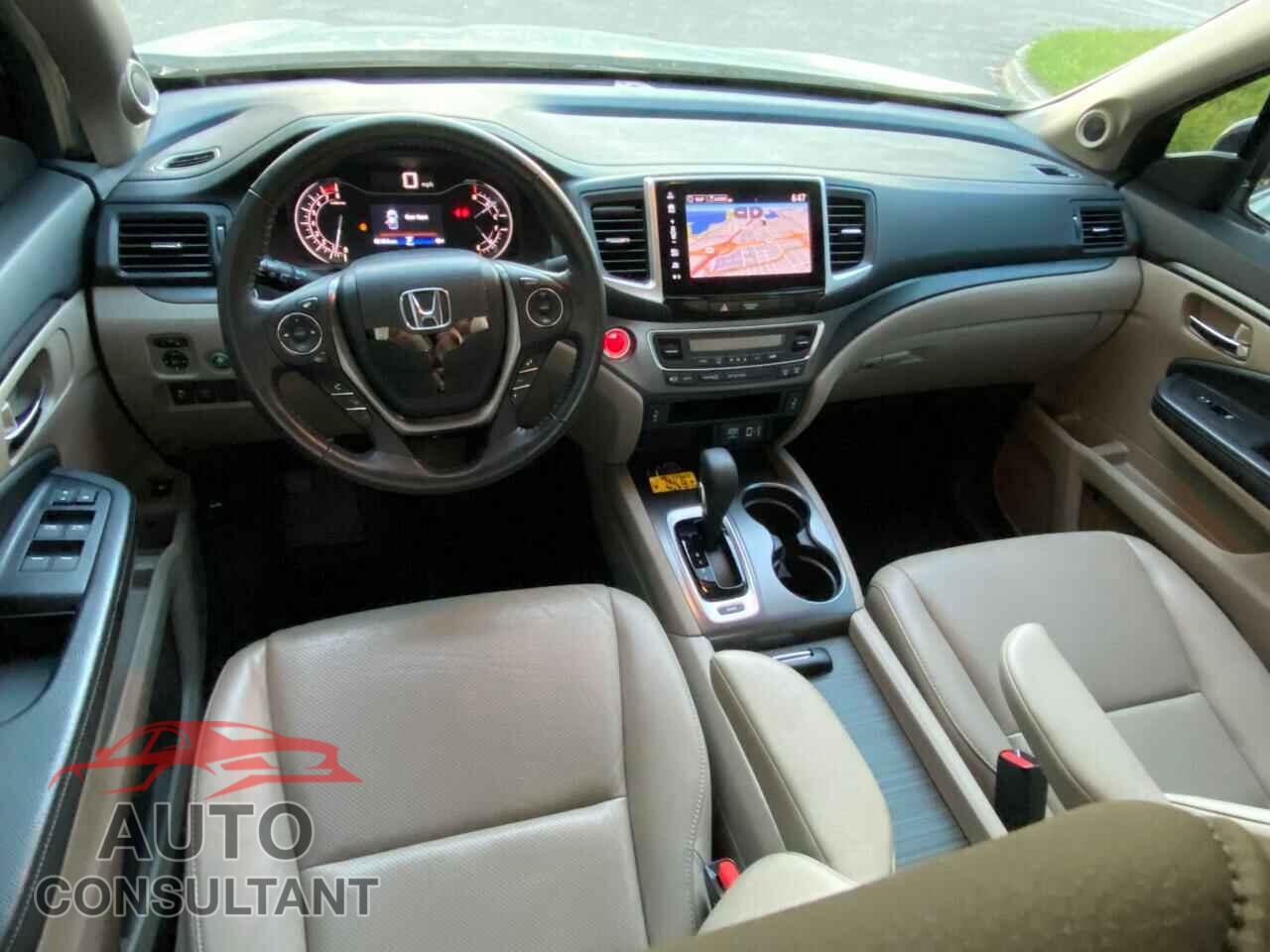 HONDA RIDGELINE 2017 - 5FPYK2F61HB008763