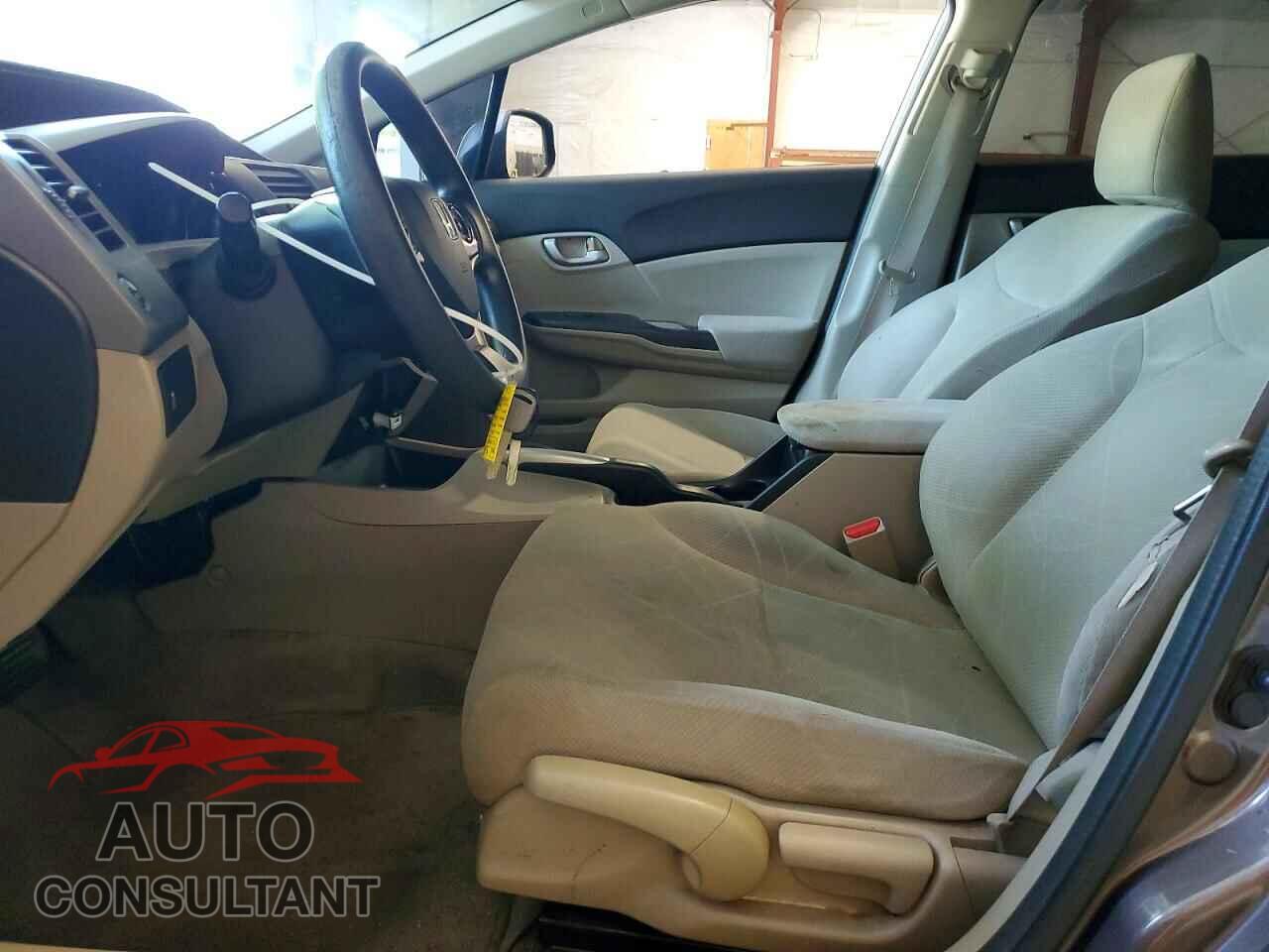 HONDA CIVIC 2012 - 2HGFB2F56CH552333