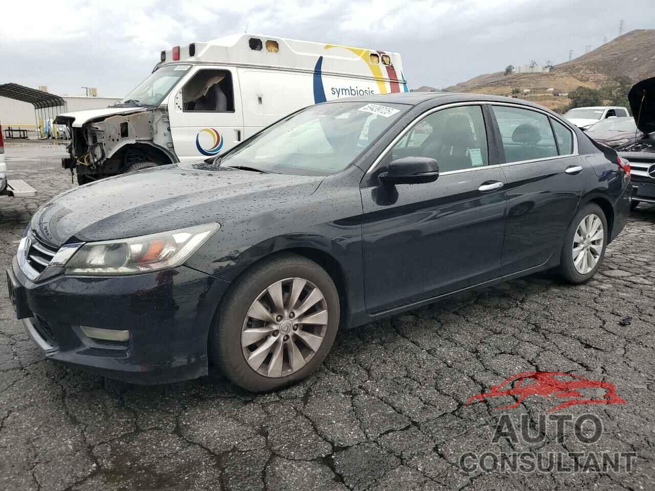 HONDA ACCORD 2013 - 1HGCR3F82DA017062
