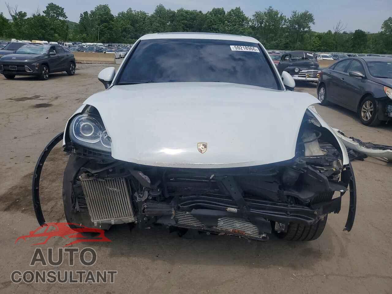 PORSCHE CAYENNE 2016 - WP1AB2A21GLA96576