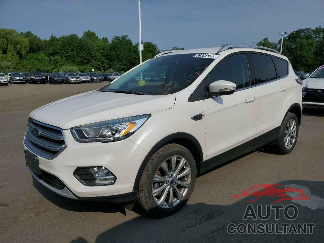 FORD ESCAPE 2017 - 1FMCU9JD5HUC83633