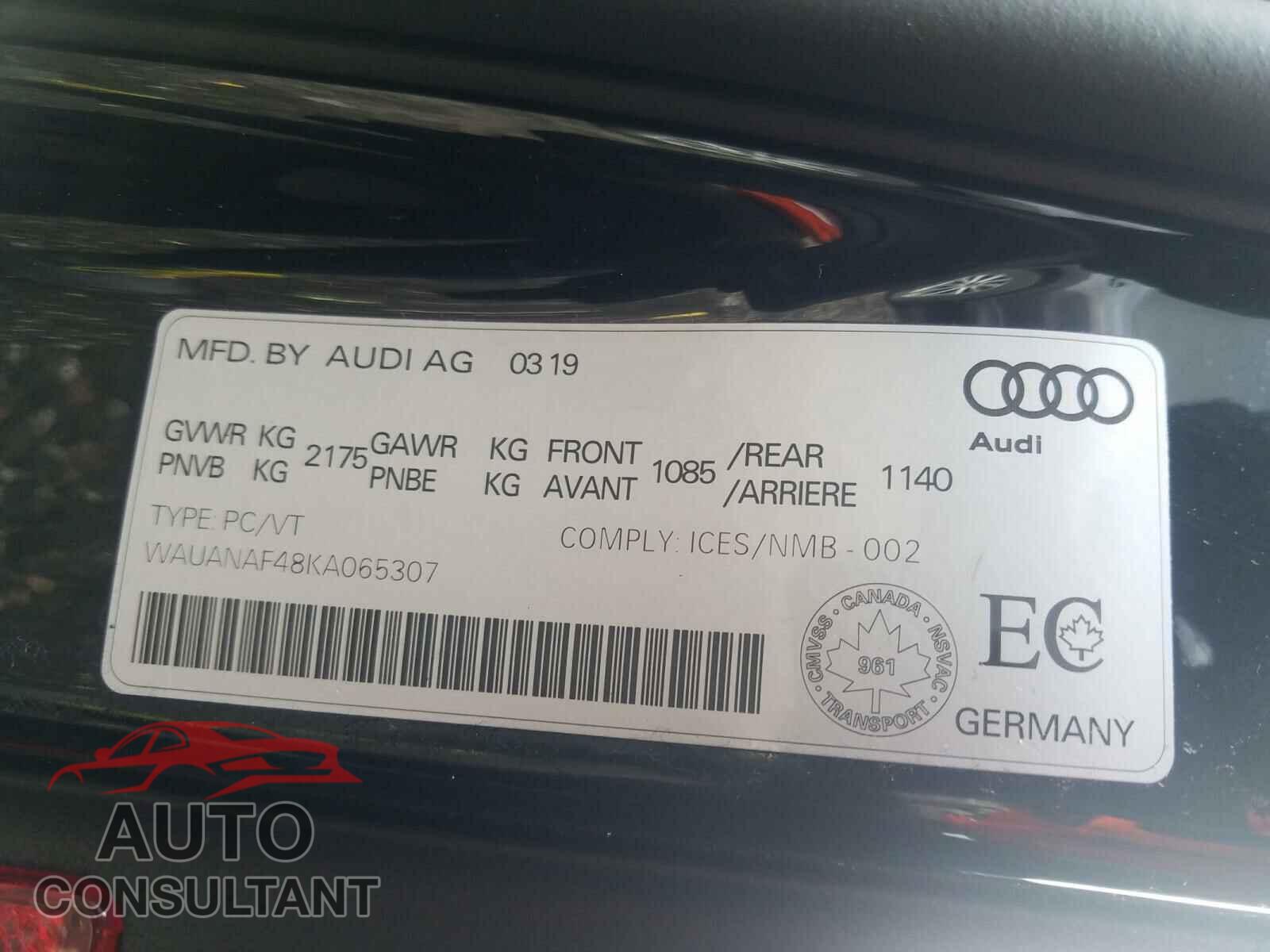 AUDI A4 2019 - WAUANAF48KA065307