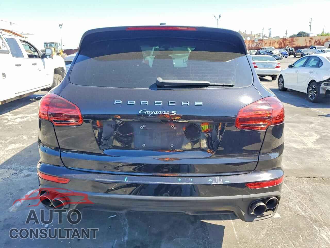 PORSCHE CAYENNE 2015 - WP1AB2A28FLA56123