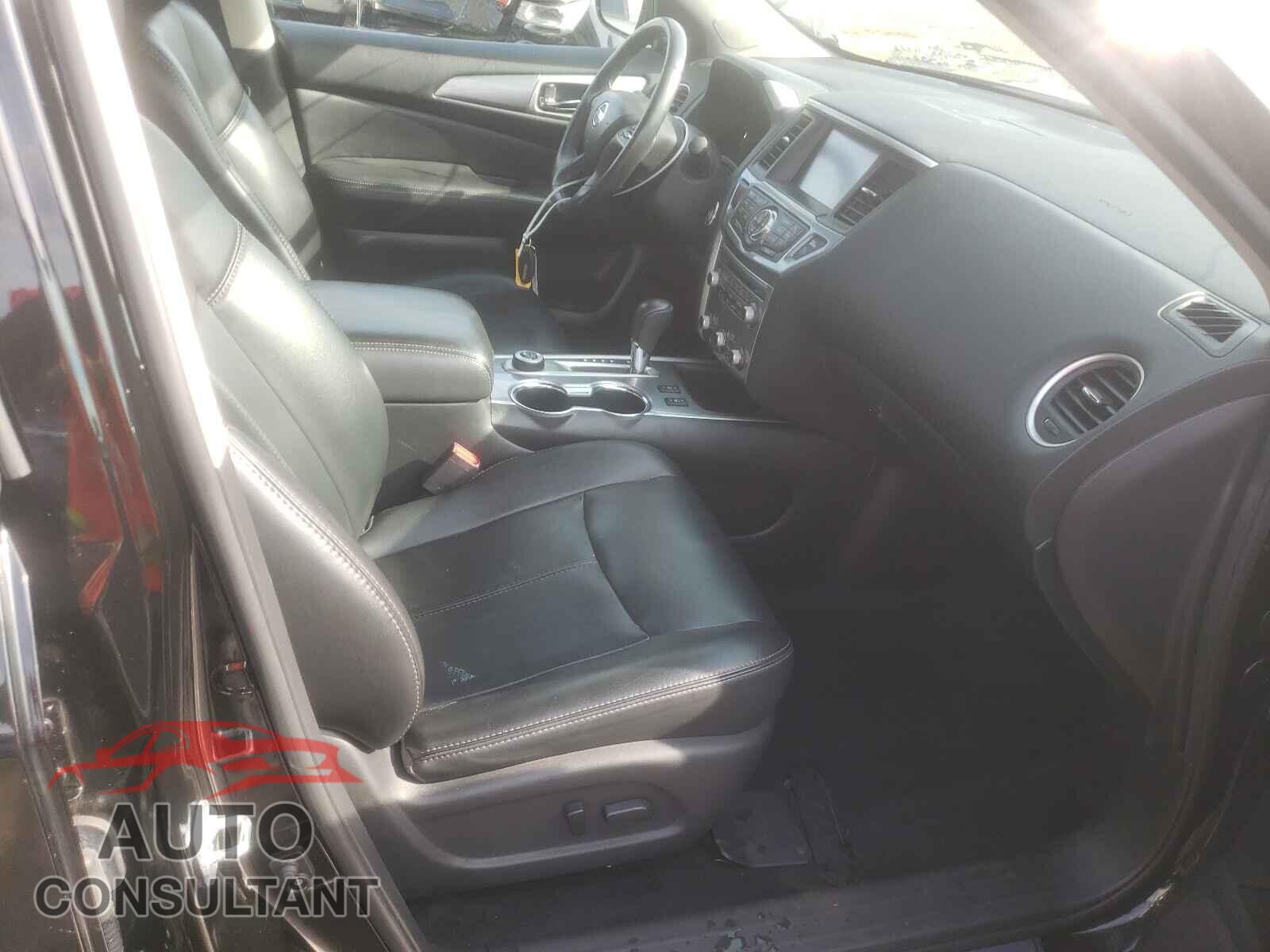 NISSAN PATHFINDER 2017 - 5N1DR2MM2HC607085