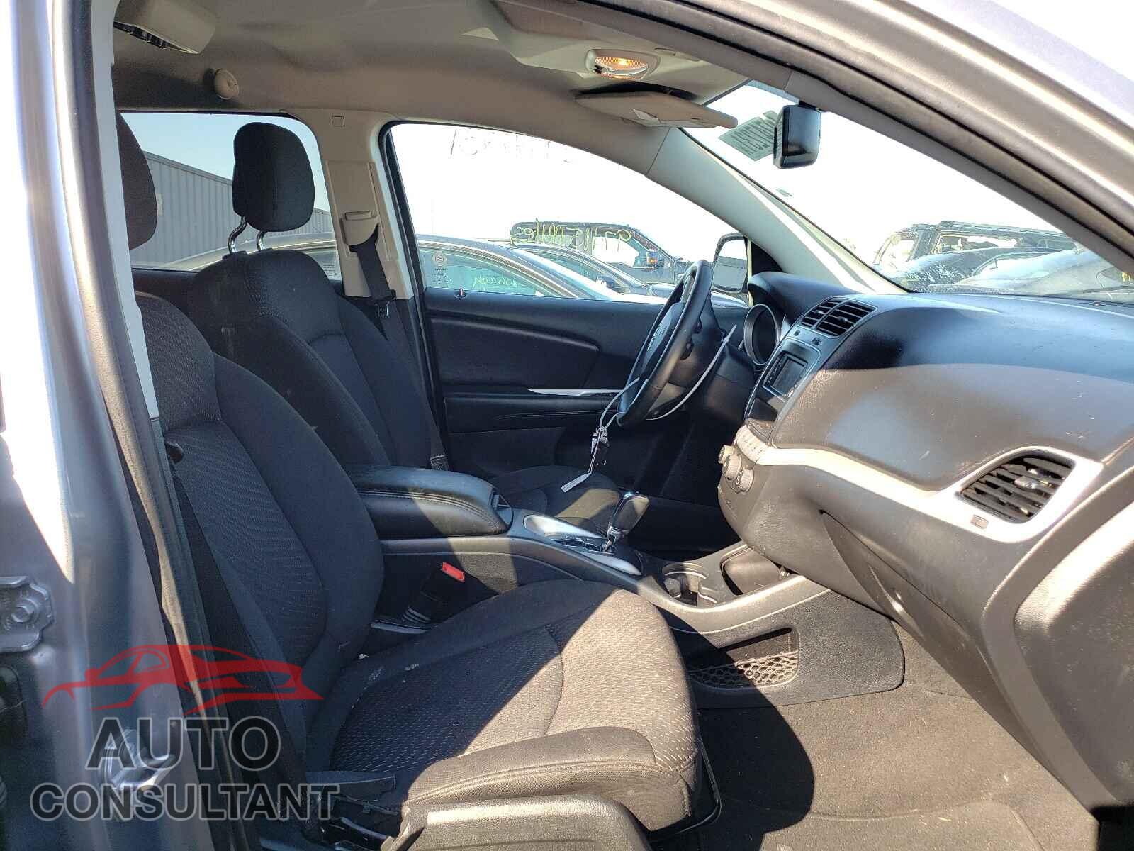DODGE JOURNEY 2017 - 3C4PDCAB6HT552914