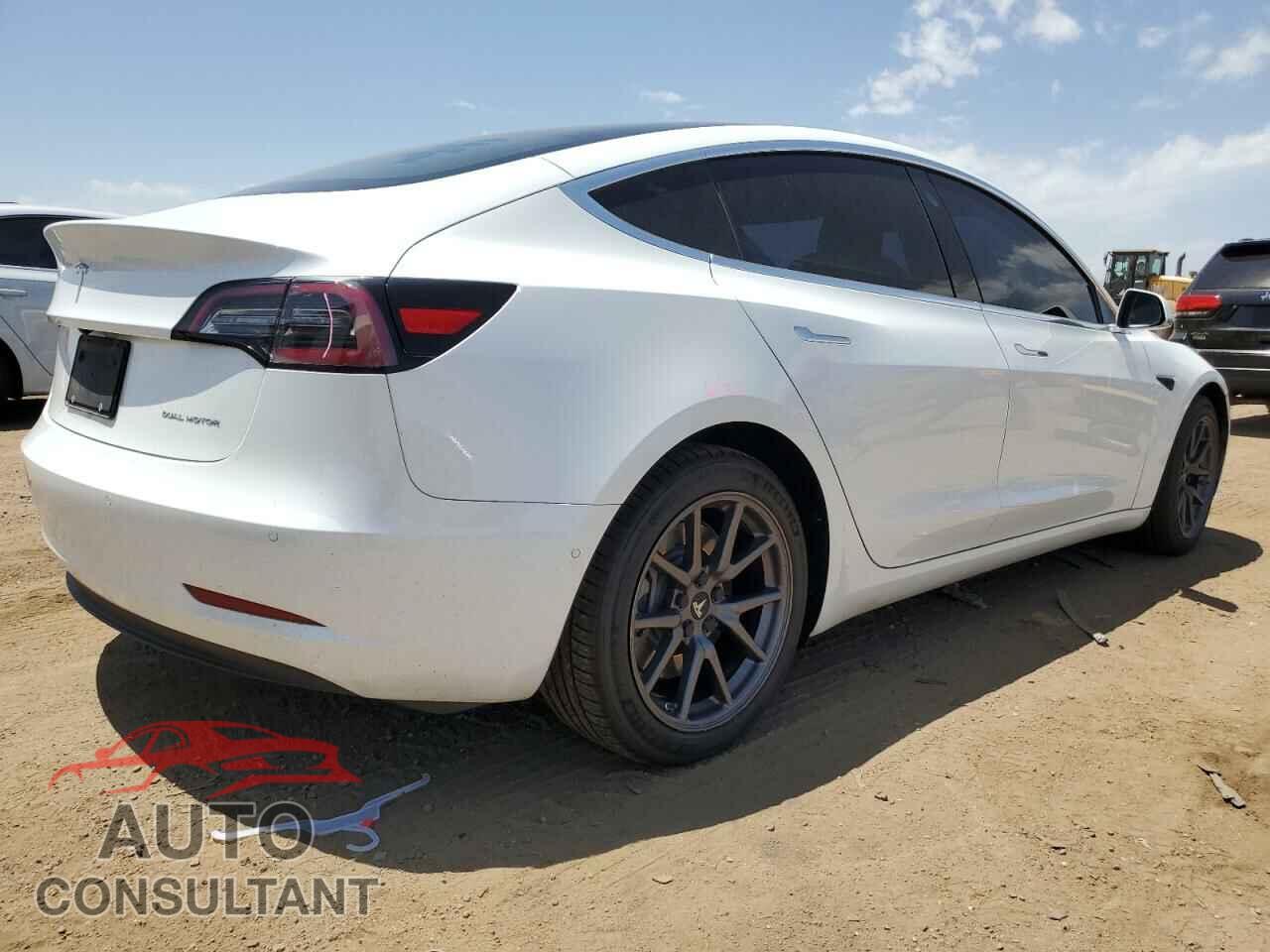 TESLA MODEL 3 2019 - 5YJ3E1EB7KF388220