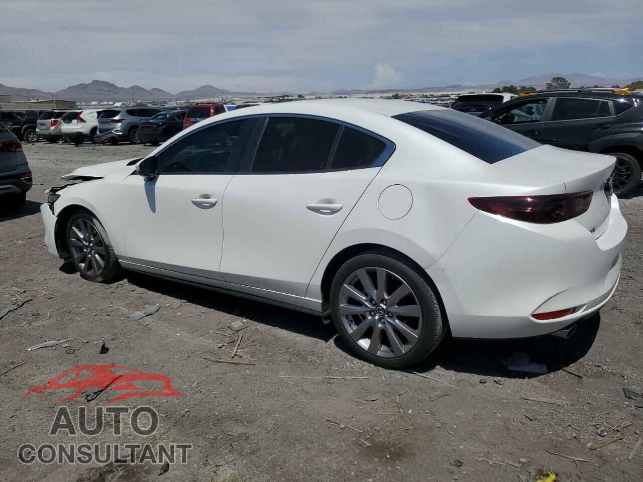 MAZDA 3 2021 - JM1BPACLXM1320040