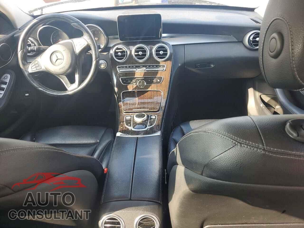MERCEDES-BENZ C-CLASS 2017 - 55SWF4KB2HU207368