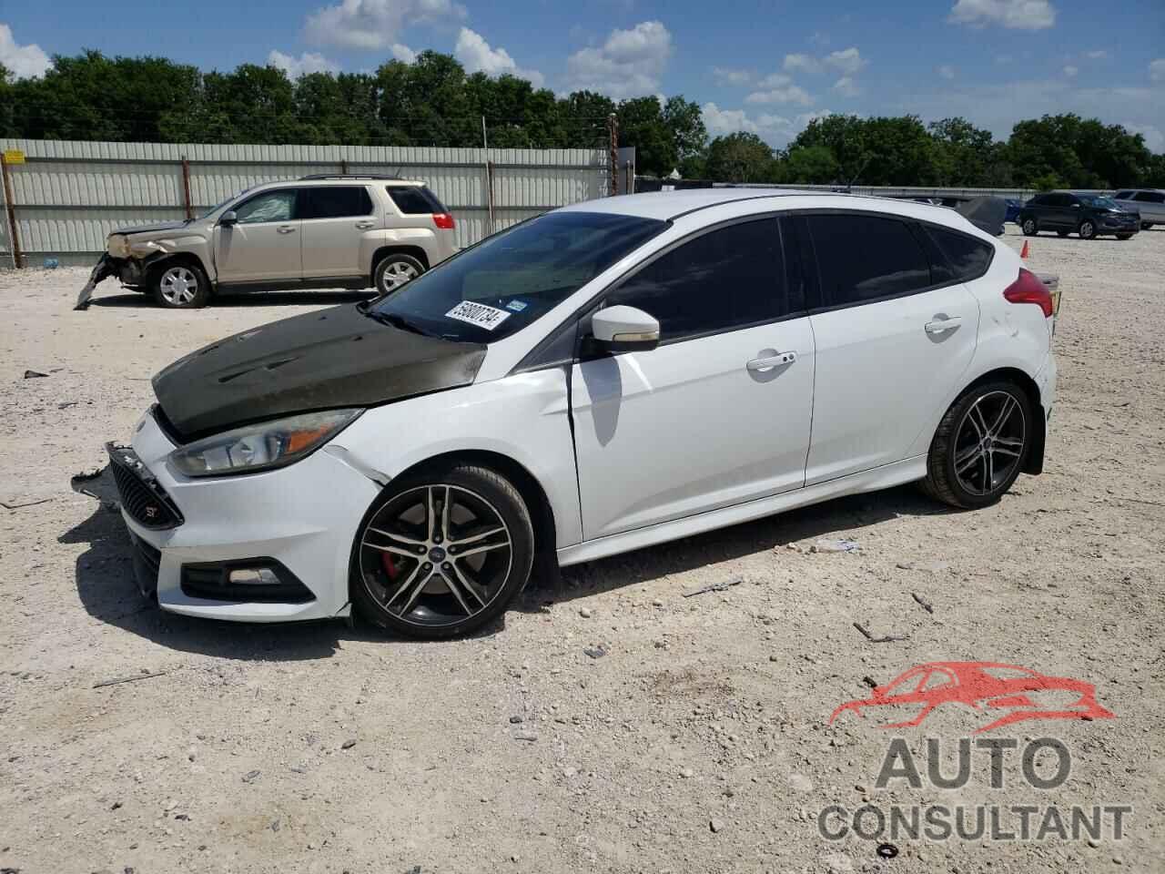 FORD FOCUS 2017 - 1FADP3L93HL257632