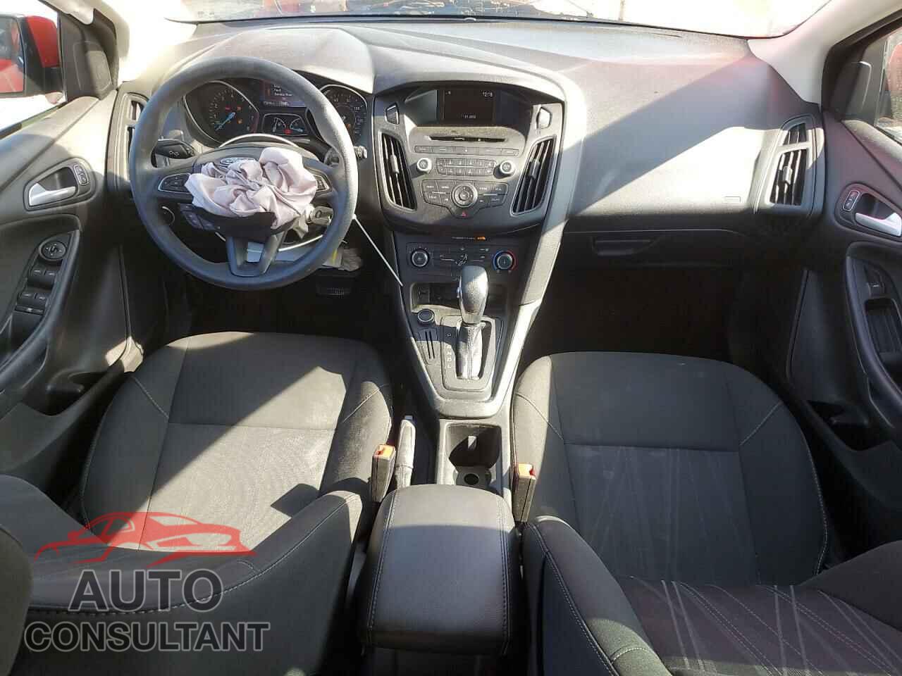 FORD FOCUS 2017 - 1FADP3K26HL206310