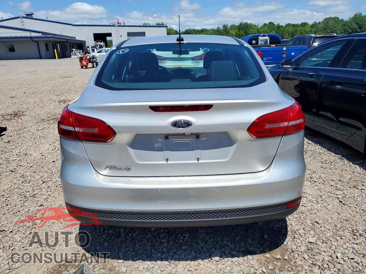 FORD FOCUS 2016 - 1FADP3E26GL304036