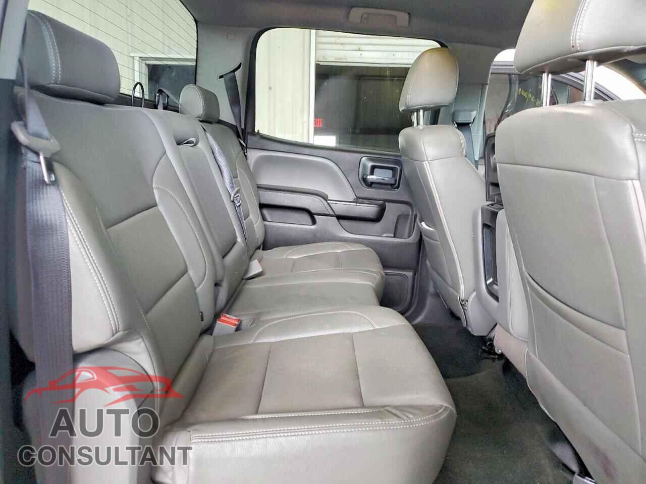 CHEVROLET SILVERADO 2018 - 3GCPCPEC2JG413326
