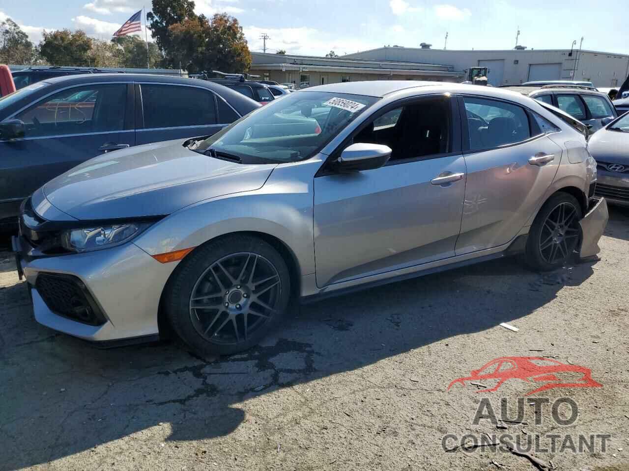 HONDA CIVIC 2018 - SHHFK7H45JU432251