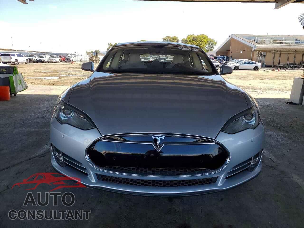 TESLA MODEL S 2013 - 5YJSA1CN9DFP23632