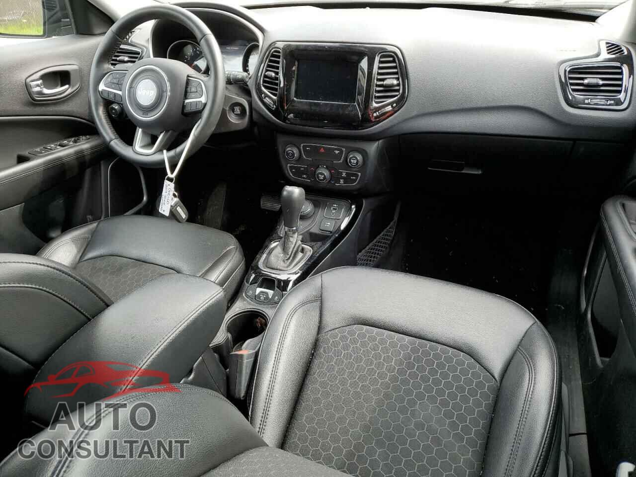 JEEP COMPASS 2019 - 3C4NJDBBXKT711994
