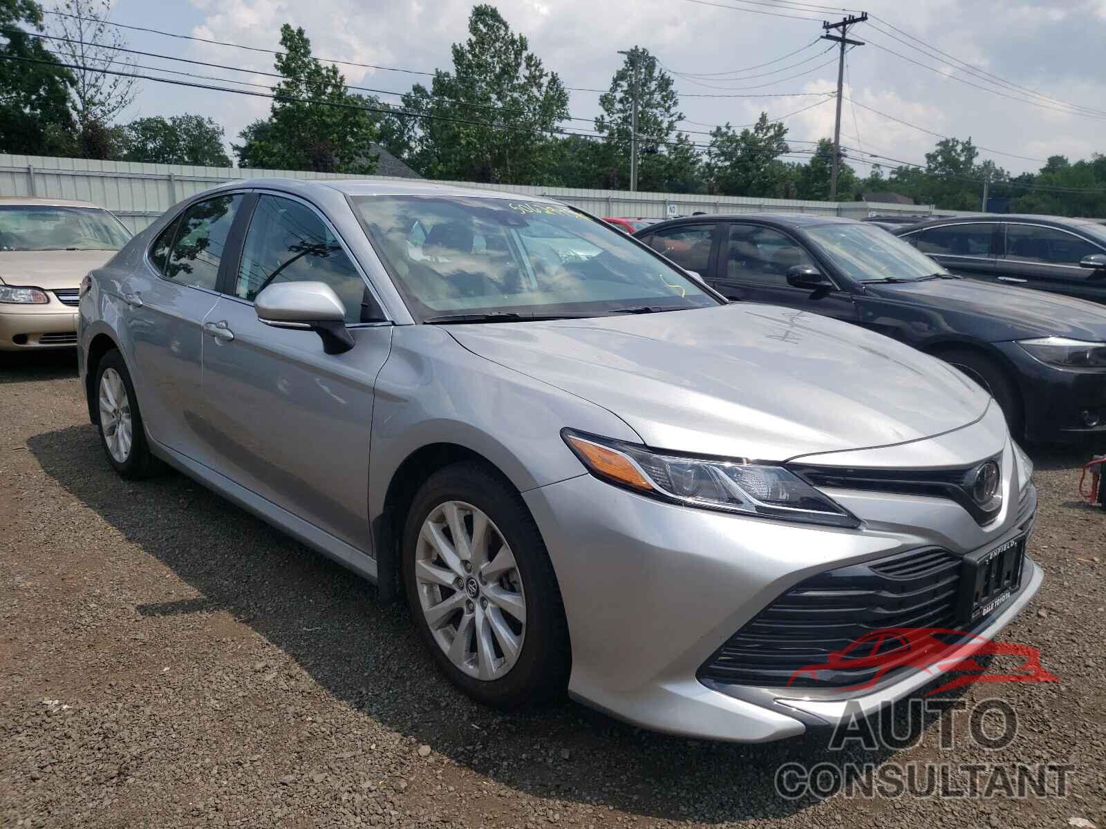 TOYOTA CAMRY 2019 - 4T1B11HK4KU844423