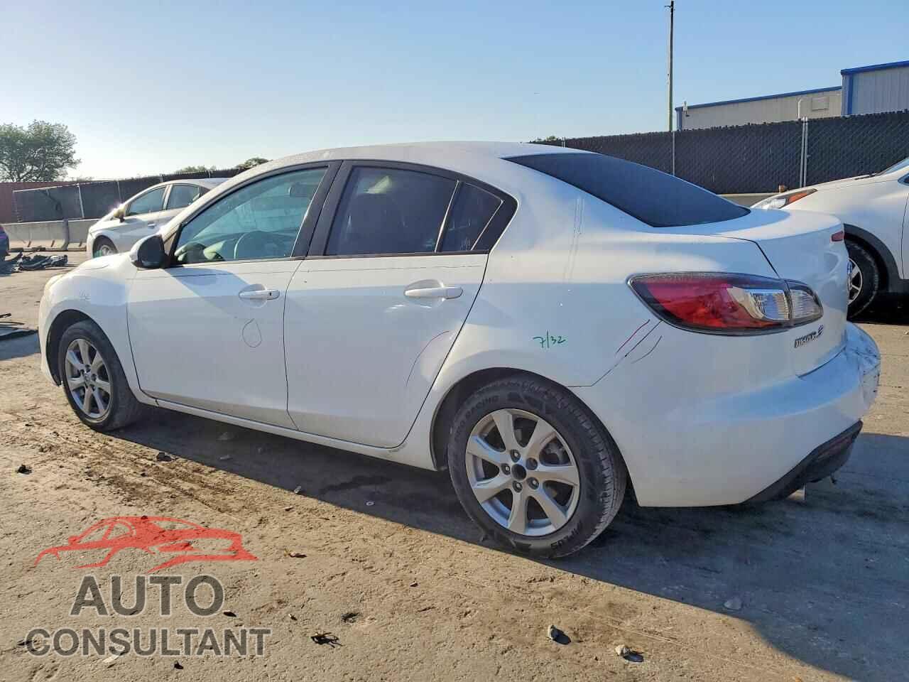 MAZDA 3 2010 - JM1BL1SF0A1102675