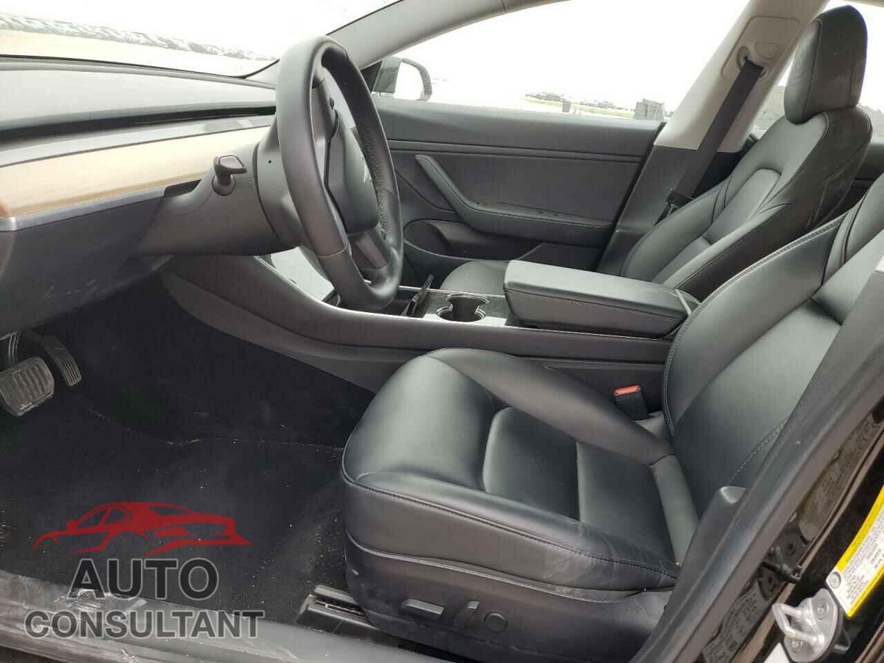 TESLA MODEL 3 2019 - 5YJ3E1EB2KF385516