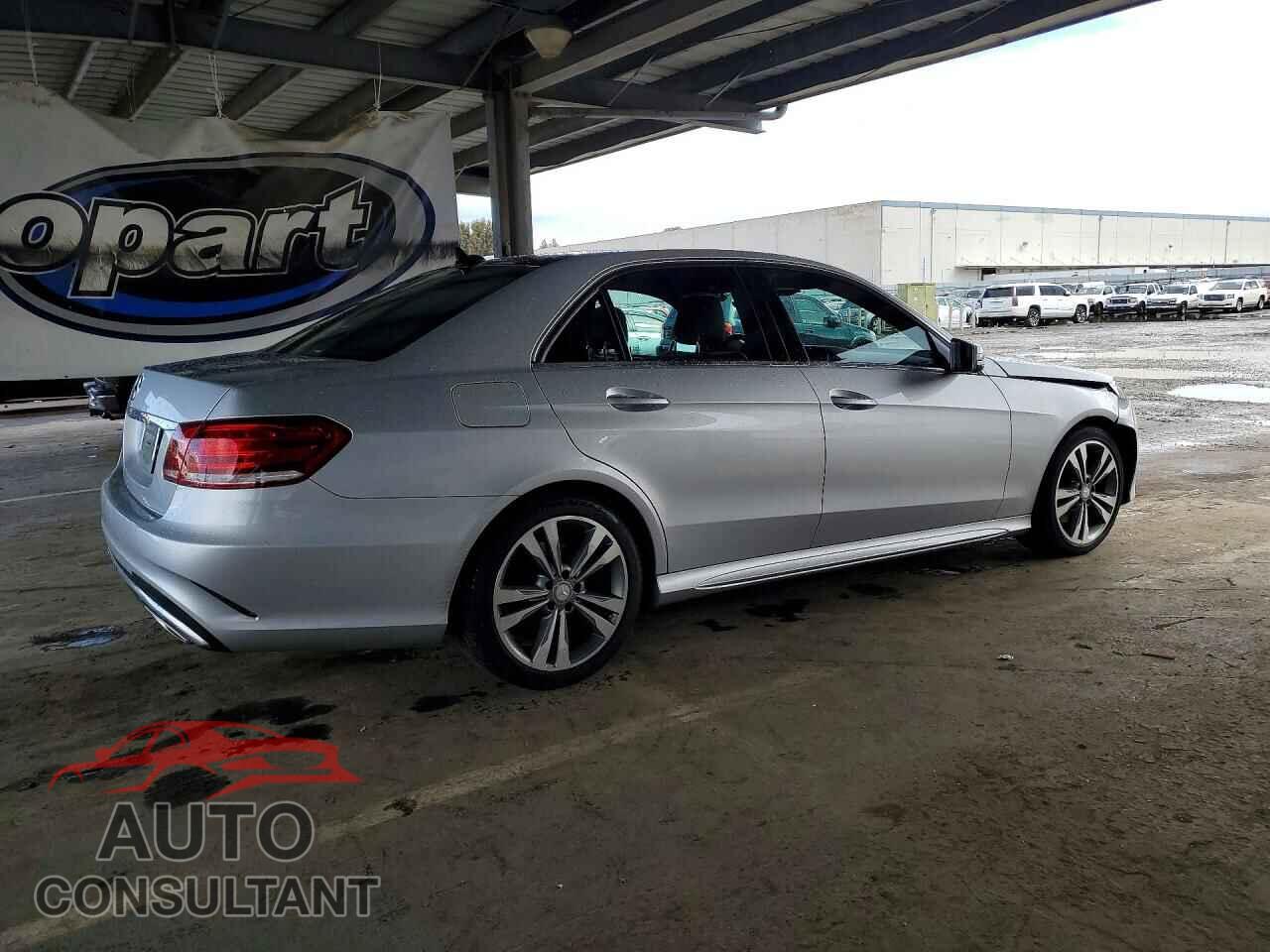 MERCEDES-BENZ E-CLASS 2014 - WDDHF5KB8EB018230