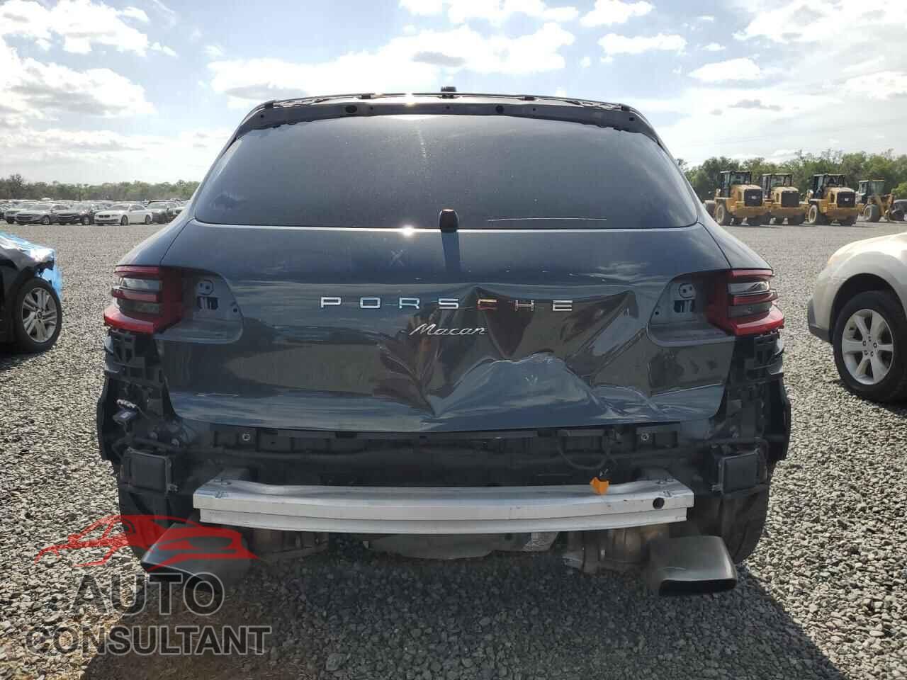 PORSCHE MACAN 2017 - WP1AA2A52HLB07258
