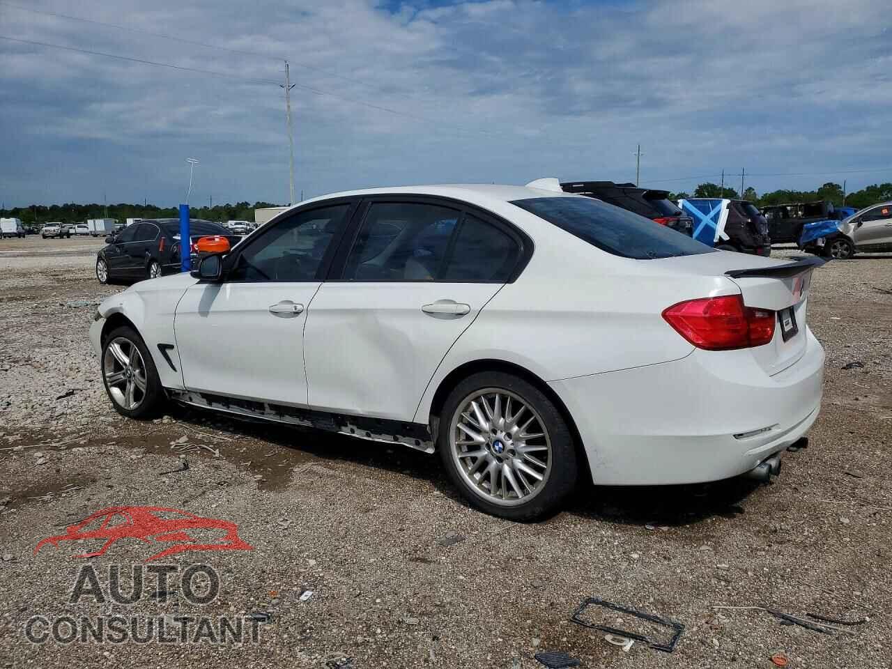 BMW 3 SERIES 2012 - WBA3A5G52CNP16279