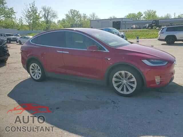 TESLA MODEL X 2017 - 5YJXCAE22HF077147