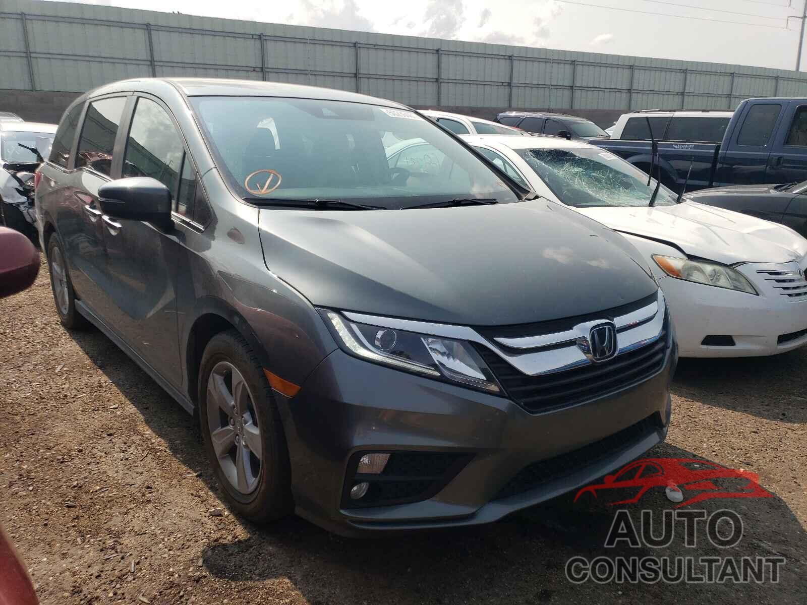 HONDA ODYSSEY 2018 - 5FNRL6H55JB028817