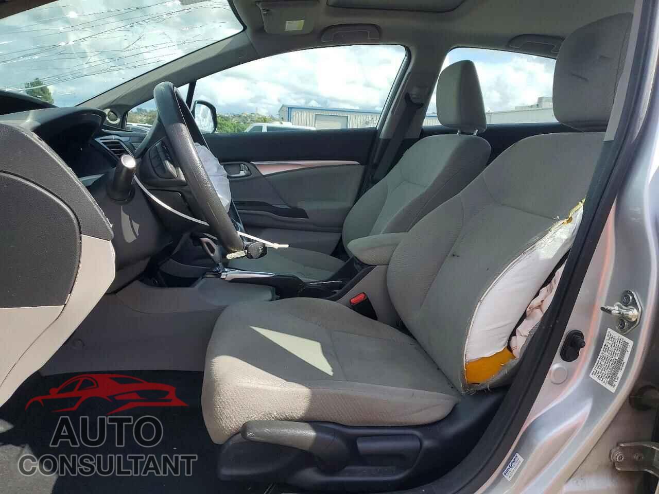 HONDA CIVIC 2013 - 19XFB2F80DE246329