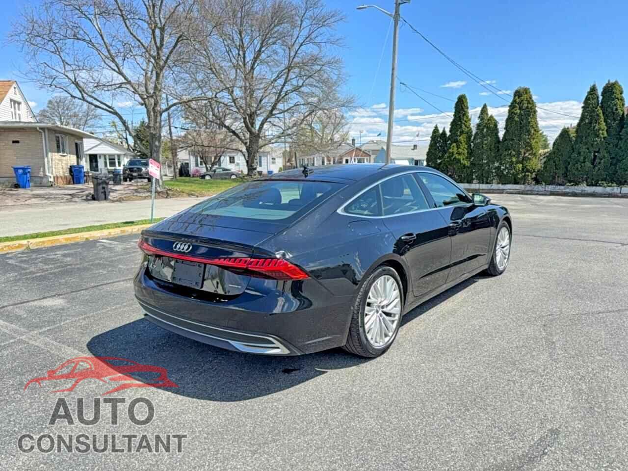 AUDI A7 2019 - WAUR2AF25KN053408