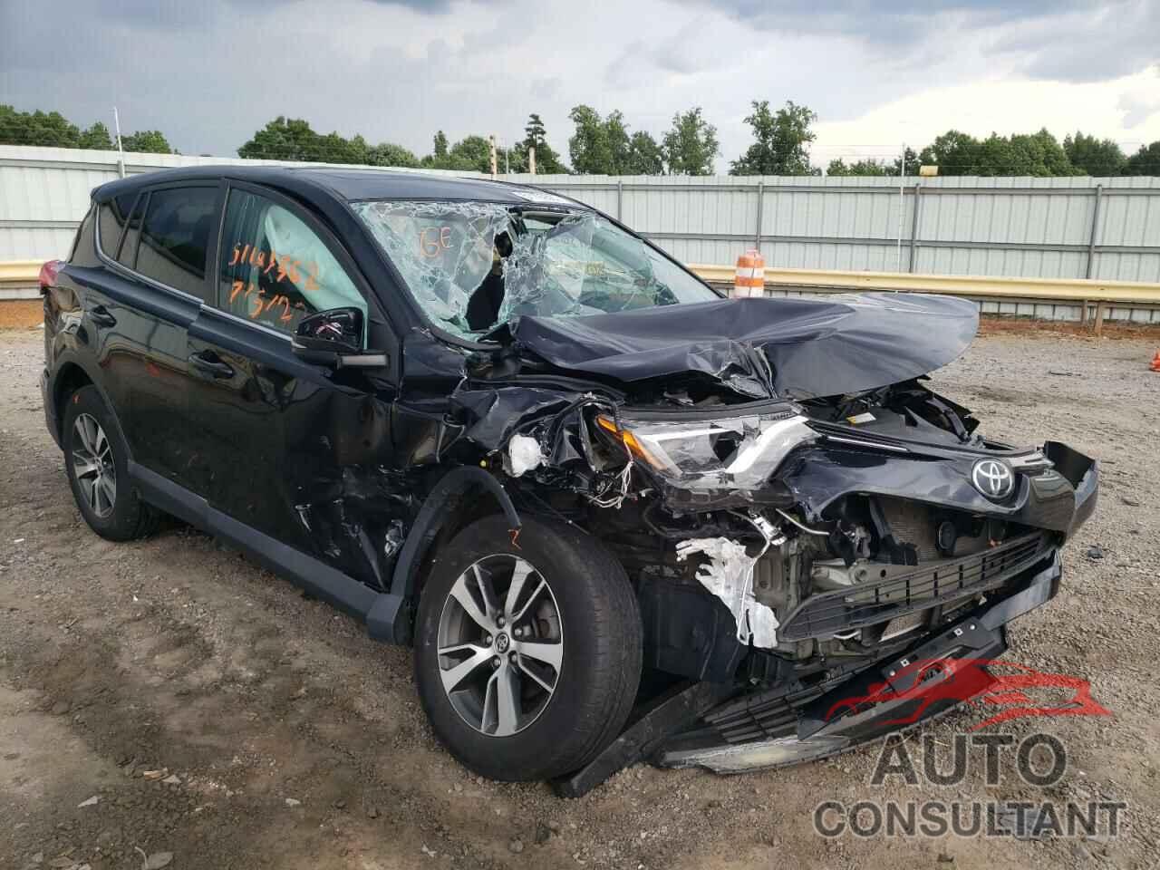 TOYOTA RAV4 2018 - 2T3RFREV1JW815755