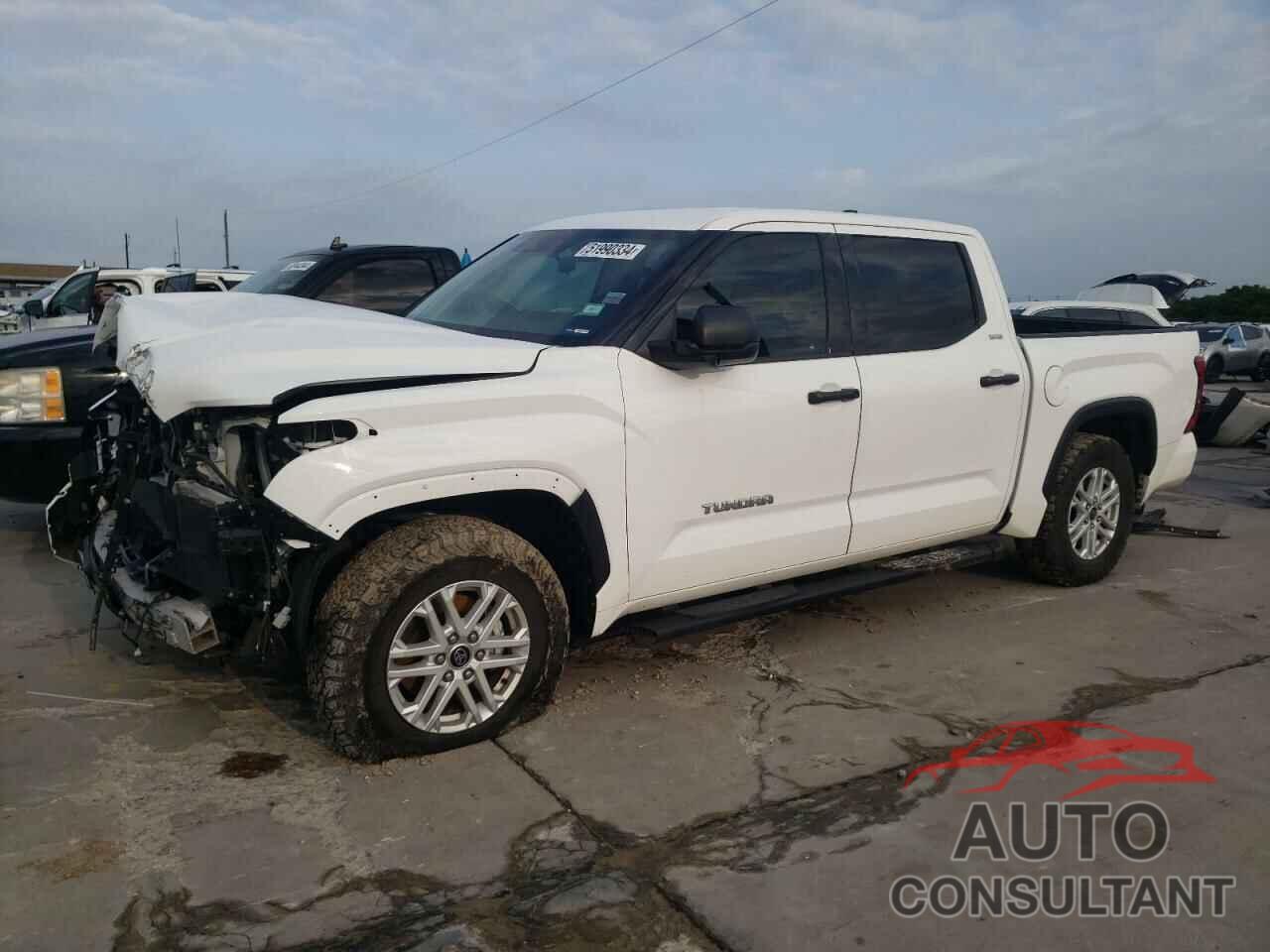 TOYOTA TUNDRA 2022 - 5TFLA5AB9NX005221