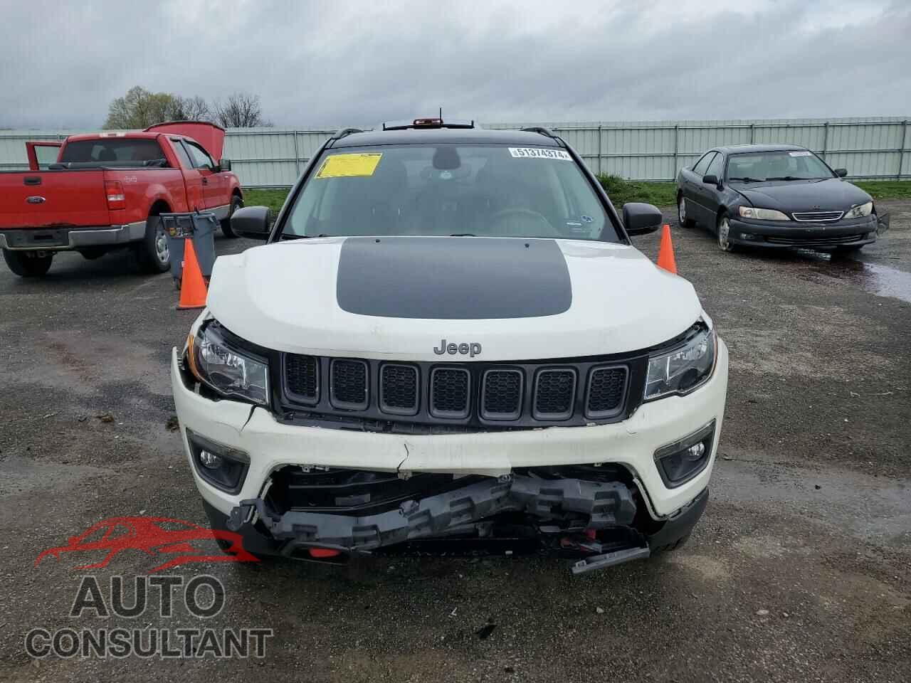 JEEP COMPASS 2019 - 3C4NJDDB9KT818421