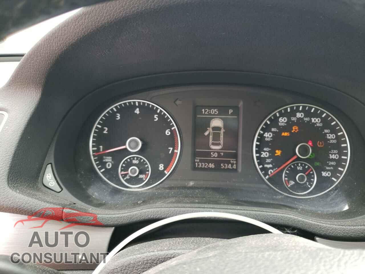 VOLKSWAGEN PASSAT 2014 - 1VWBP7A30EC003652