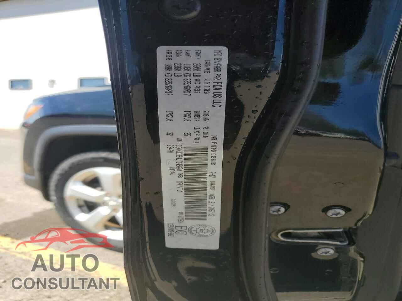 JEEP COMPASS 2018 - 3C4NJDBB4JT145670