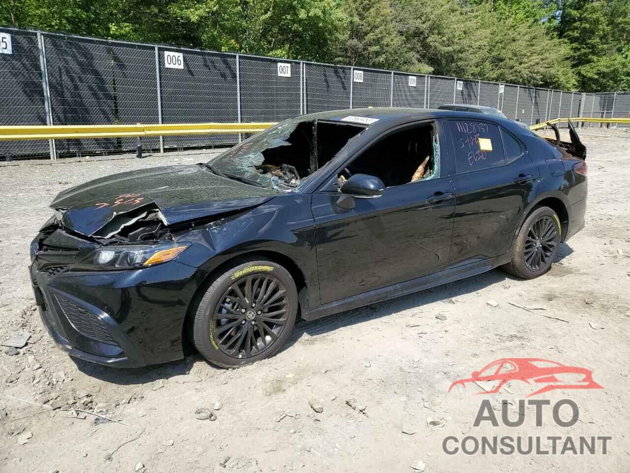 TOYOTA CAMRY 2022 - 4T1G11BK8NU065934