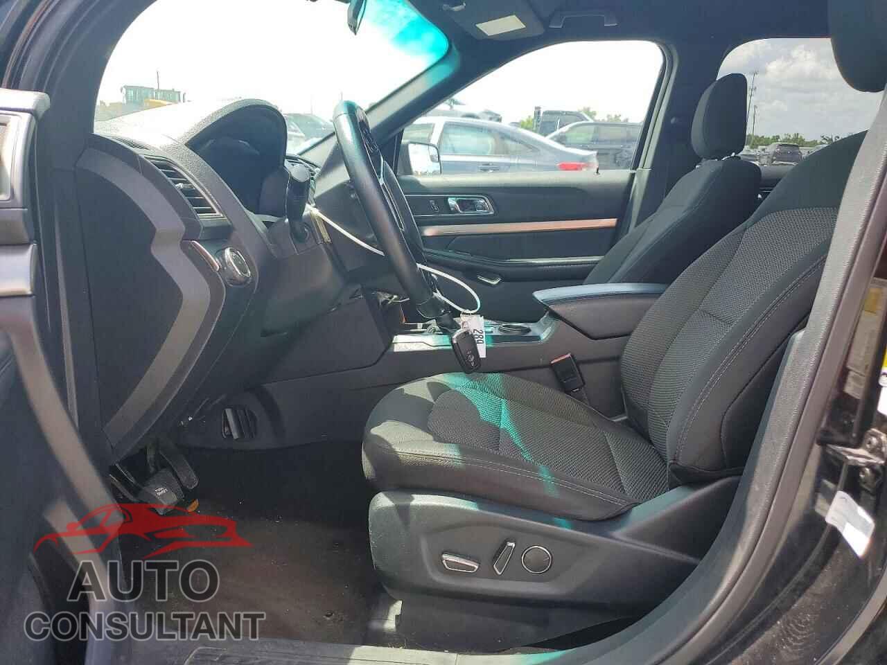 FORD EXPLORER 2018 - 1FM5K7D81JGB52463