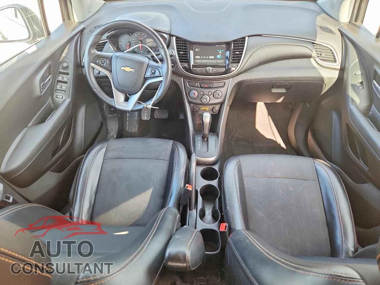 CHEVROLET TRAX 2017 - 3GNCJPSB3HL263557