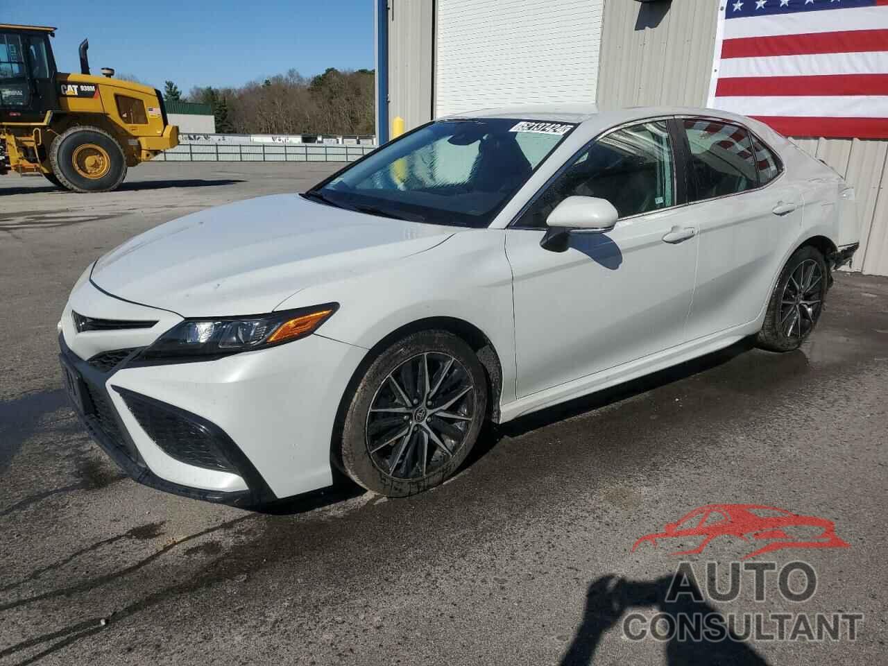 TOYOTA CAMRY 2022 - 4T1G11AK1NU003700