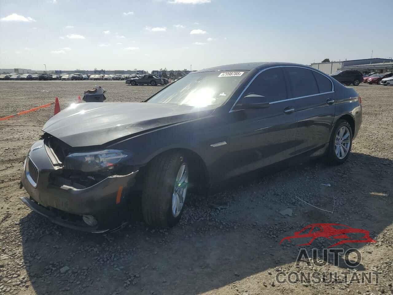 BMW 5 SERIES 2015 - WBA5A5C52FD521937