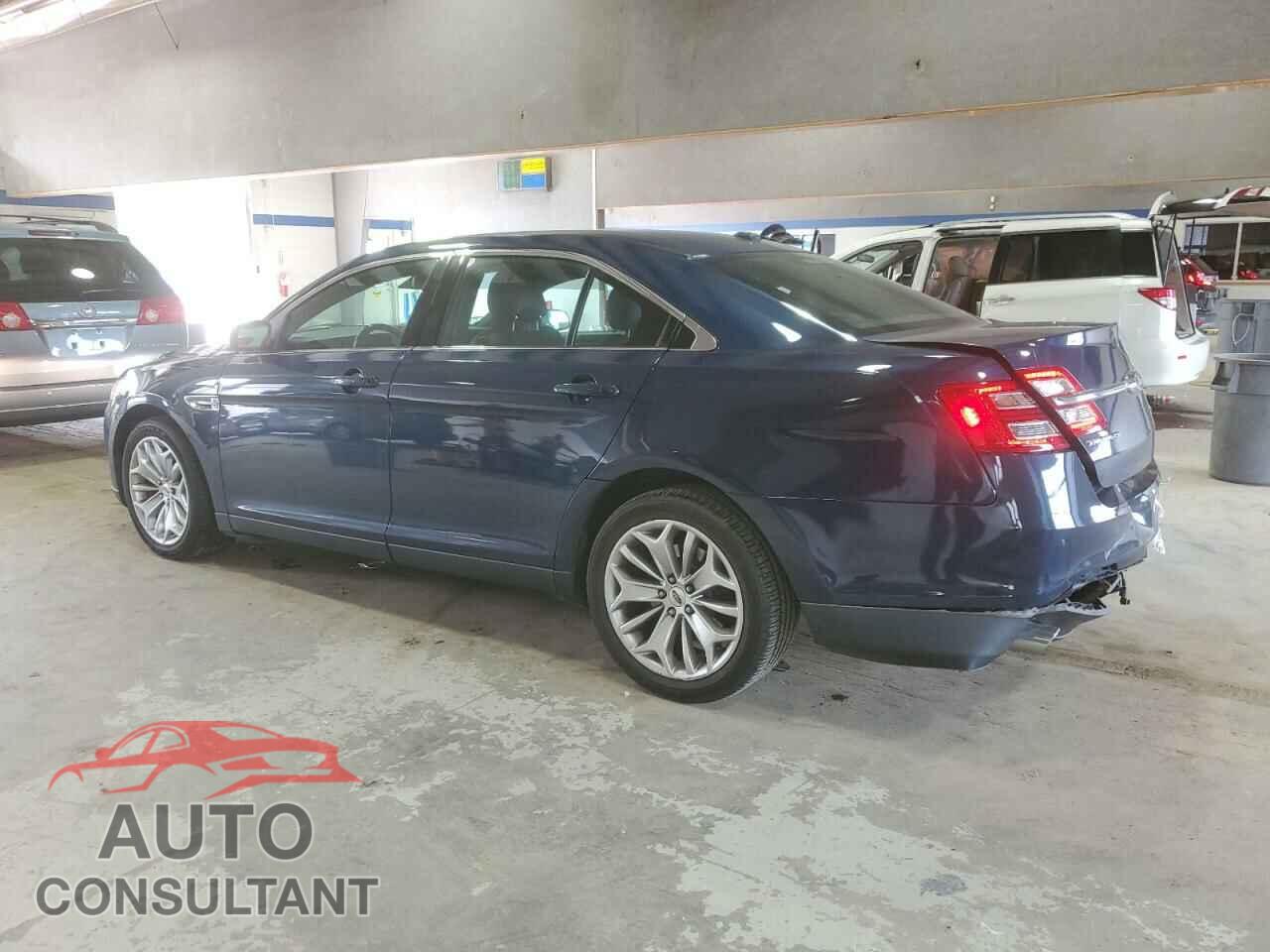 FORD TAURUS 2017 - 1FAHP2F84HG116592