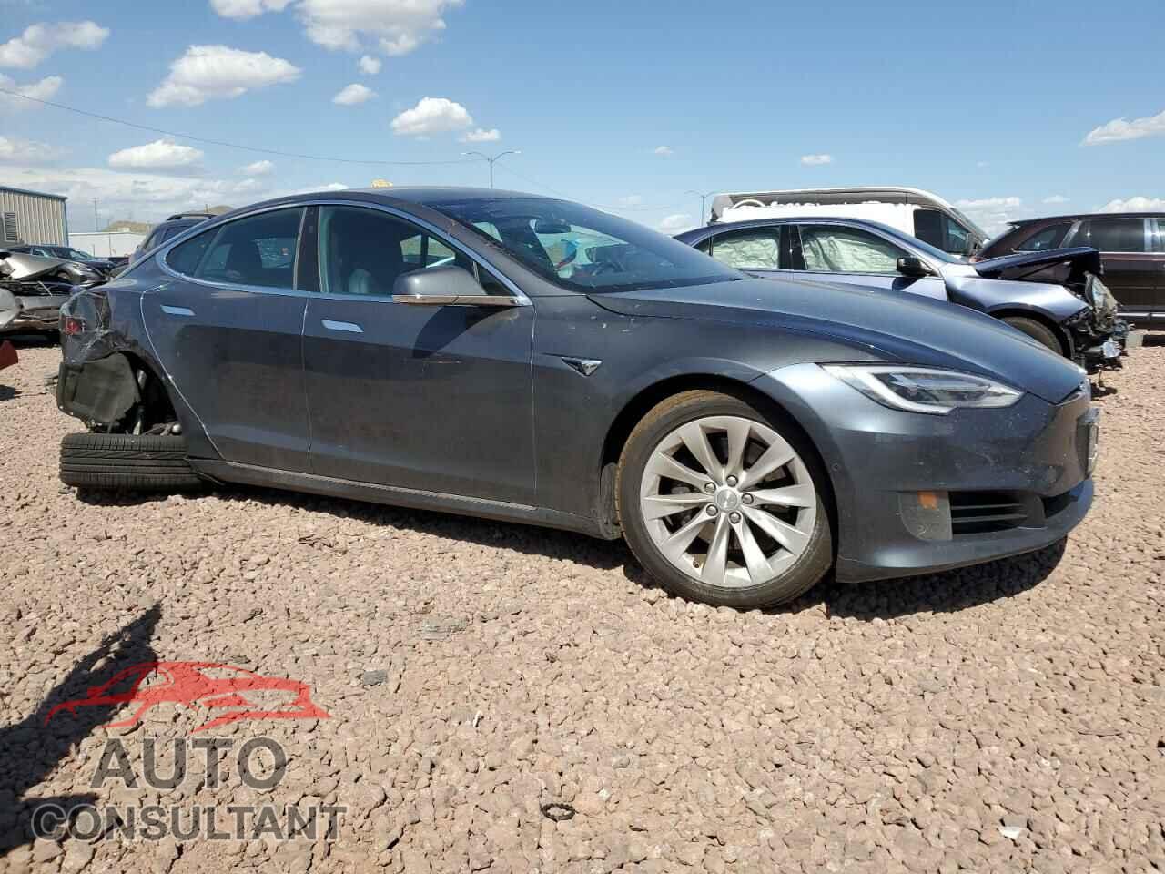 TESLA MODEL S 2017 - 5YJSA1E16HF178733