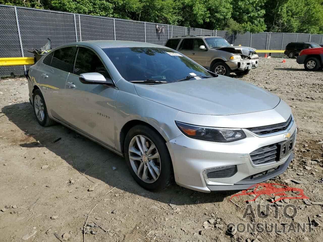 CHEVROLET MALIBU 2018 - 1G1ZD5ST7JF230061
