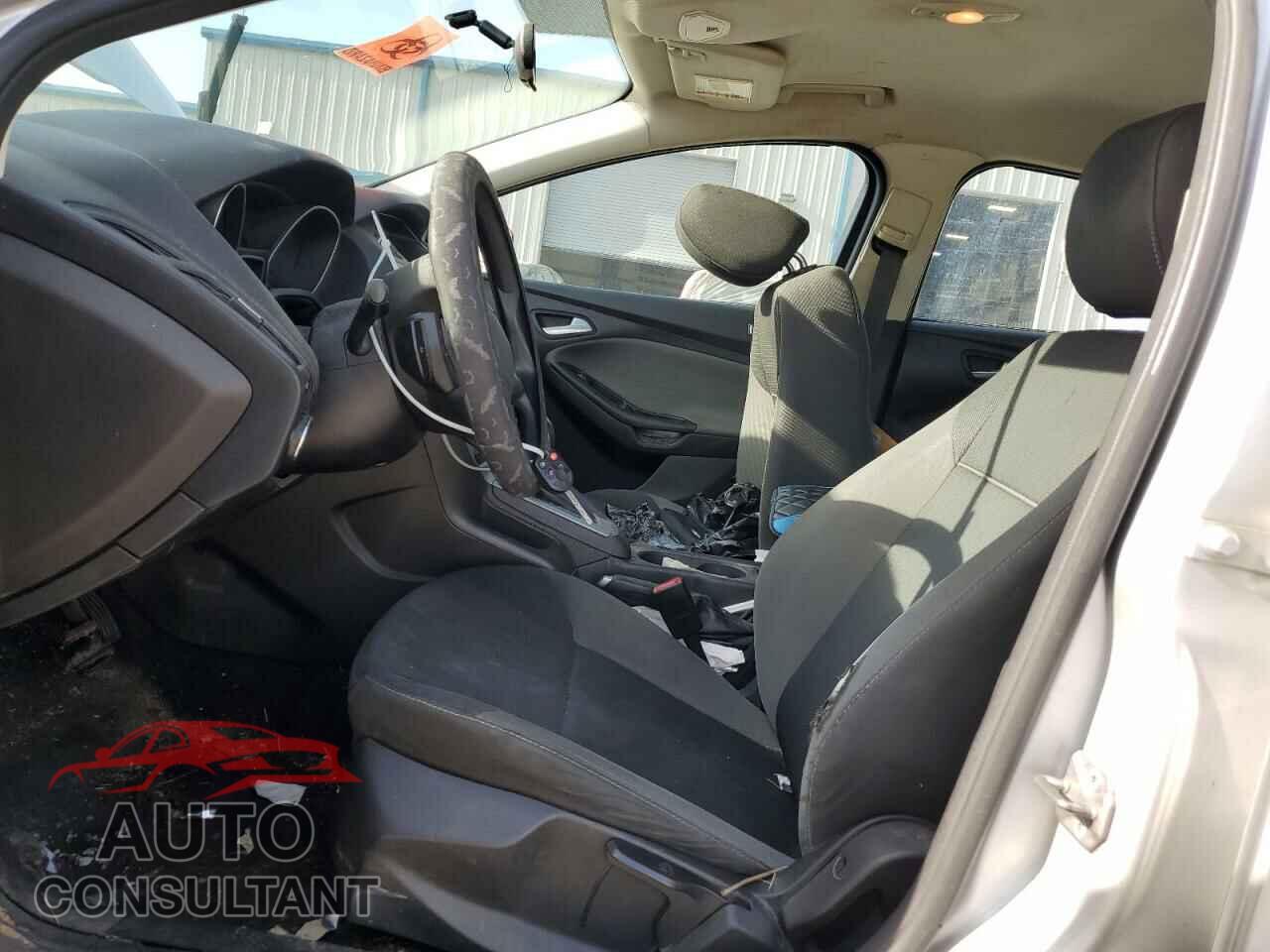 FORD FOCUS 2014 - 1FADP3F20EL263477